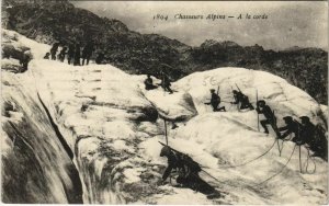 CPA Chasseurs Alpins - A la Corde (1198845)