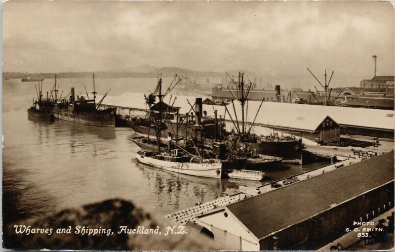 Wharves and Shipping Auckland NZ New Zealand Tanner Bros Smith RPPC Postcard E56