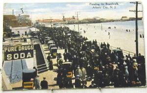 G689   ATLANTIC CITY,  N.J.   POSTCARD,  BOARDWALK