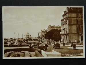 Kent FOLKESTONE The Leas' looking west c1951 RP Postcard by B.B. London