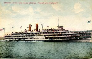 Hudson River Day Line - SS Hendrick Hudson