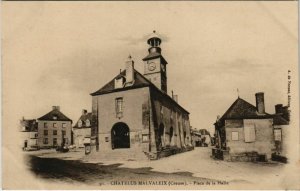 CPA Chatelus Malvaleix Place de la Halle FRANCE (1050569)