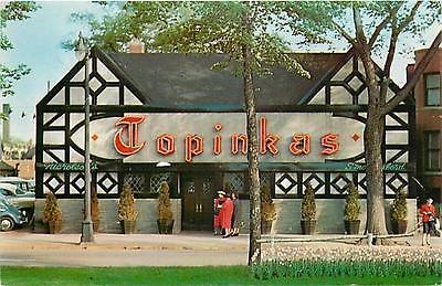 MI-DETROIT-TOPINKAS RESTAURANT-SMORGASBORD-H6659