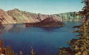 Vintage Postcard Crater Lake Towering Cliff Majestic Background Volcanic Rock OR