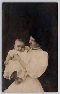 RPPC Lovely Mother With Sweet Baby Woman Tiny Waist Edwardian Lady Postcard Q24