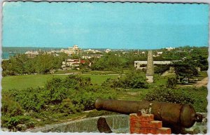 Postcard HOTEL SCENE Nassau Bahamas AK2130