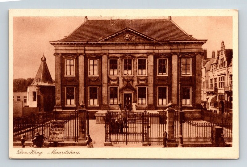 Den Haag Mauritshuis Antique Postcard UNP Unused DB Nadruk Verboden 