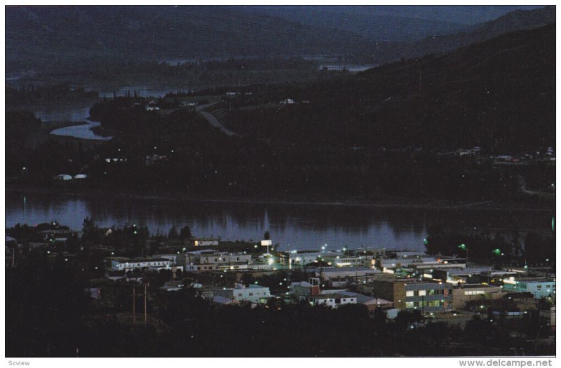 Late Evening view of theTown of Peace River from North East hills, Peace Rive...