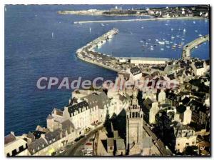 Modern Postcard Roscoff Finistere the church and harbor