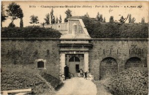 CPA CHAMPAGNE au MONT-d'OR Fort de la Duchere (443892)