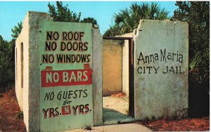 VINTAGE POSTCARD THE WORLD'S MOST UNUSUAL JAIL HOUSE ANNA MARIA ISLAND