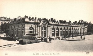 Vintage Postcard 1910's View La Gare Des Invalides Railway Station Paris France