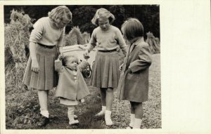 Netherlands Royalty Four Princesses With Beatrix RPPC 06.80 