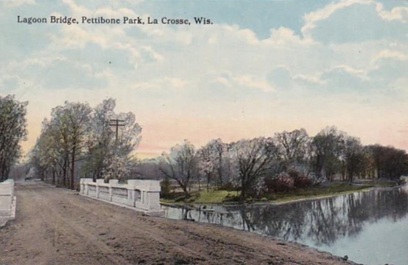 Wisconsin La Crosse Pettibone Park Lagoon Bridge Curteich