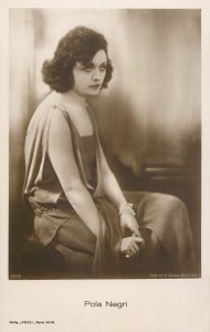 Movie film cinema star beauty actress Pola Negri postcard 