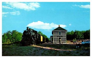 Postcard TRAIN STATION SCENE Upper Peninsula Michigan MI AQ0871