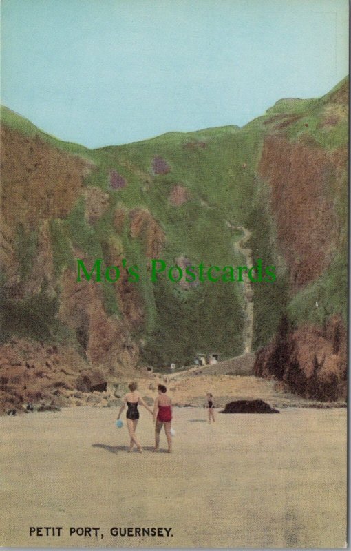 Guernsey Postcard - Petit Port - The Channel Islands RS33958