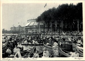 CONTINENTAL SIZE POSTCARD 1920s VIEW OF CROWDS AT FAHRHAUS BAY HAMBURG GERMANY