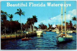 M-8886 Boats in Beautiful Florida Waterways