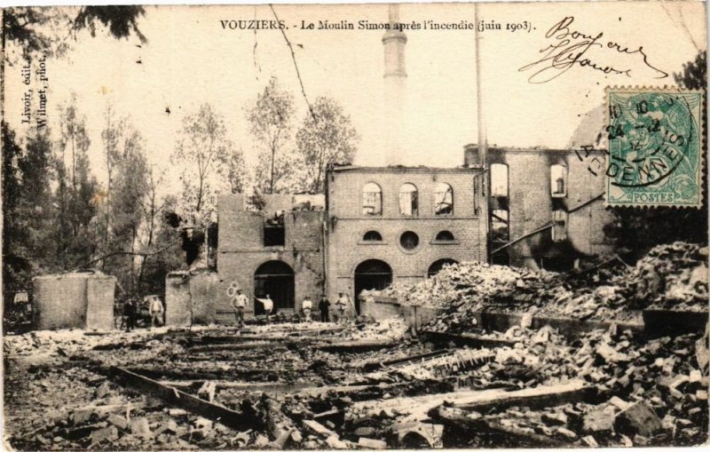 CPA VOUZIERS - Le Moulin Simon apres l'incendie (210514)