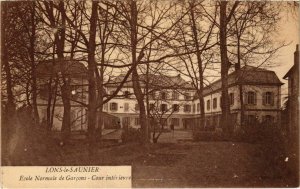 CPA Lons le Saunier- Ecole Normale de Garcons, Cour interieure FRANCE (1043536)