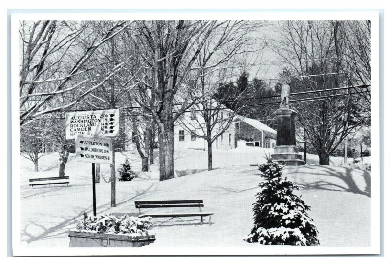 Postcard Old Stagecoach Stop & War Memorial Union Common, Winter in Maine K11