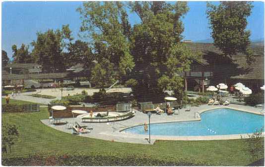 The Village Green, Food and Lodging, Cottage Grove, Oregon, OR, Chrome