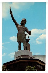 AL - Birmingham. The Vulcan Iron Man Statue Atop Red Mountain