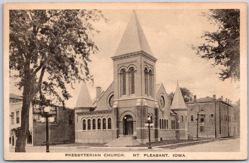 Presbyterian Church Mt. Pleasant Iowa IA Parish Church Building Postcard
