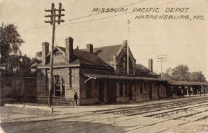 Warrensburg Missouri Pacific Depot Train Station Vintage Postcard AA11501