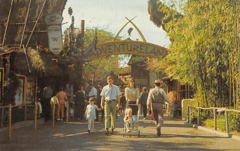 ADVENTURELAND Tiki Room DISNEYLAND United Air Lines 1960s Vintage Postcard