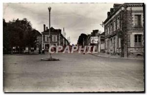 Modern Postcard La Guerche de Bretagne Rue de Rennes