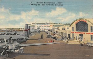 LP85    Miami  Florida Postcard  International Airport 