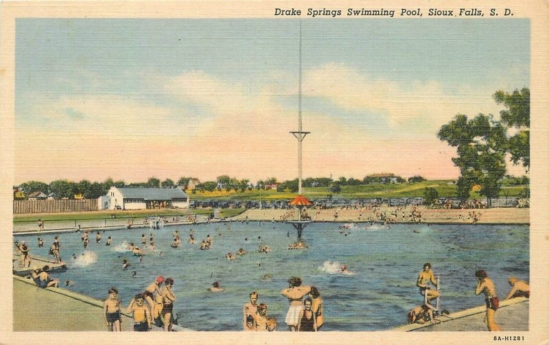 Postcard South Dakota Sioux Falls Drake Springs Swimming Pool Teich 23-1343