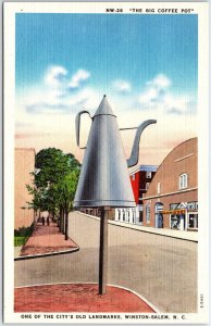 VINTAGE POSTCARD THE BIG COFFEE POT AT WINSTON-SALEM NORTH CAROLINA C. 1940s
