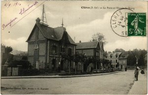 CPA CLERES - La Poste et l'Entrée du Bourg (105597)