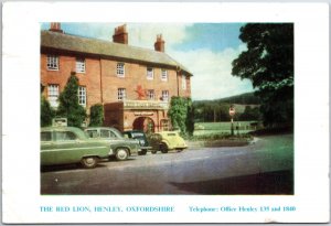 VINTAGE POSTCARD CONTINENTAL SIZE THE RED LION (INN) AT HENLEY OXFORDSHIRE UK