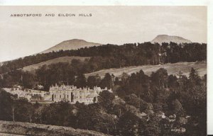 Scotland Postcard - Abbotsford and Eildon Hills - Roxburghshire - Ref TZ1638