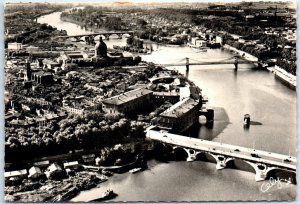 M-39042 Aerial view of Toulouse France