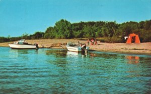 USA Sandbar Camping Mississippi River Wisconsin Chrome Postcard  03.80