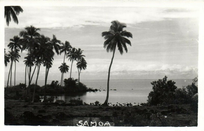 PC CPA SAMOA, PACIFIC, BEACH SCENE AND PALM TREES, Vintage Postcard (b19443)