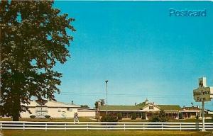 IL, Joliet, Illinois, White Fence Farm, Restaurant, Latimer Studios No. 28789
