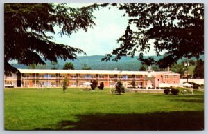 Roadside~Bartow West Virginia~Rear View Of The Hermitage Motel~Vintage Postcard