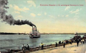 The Steamer J.S.,On The Mississippi River,Arriving Davenport, IA Old Post Card