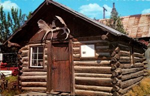 Canada Yukon Sam McGee's Cabin