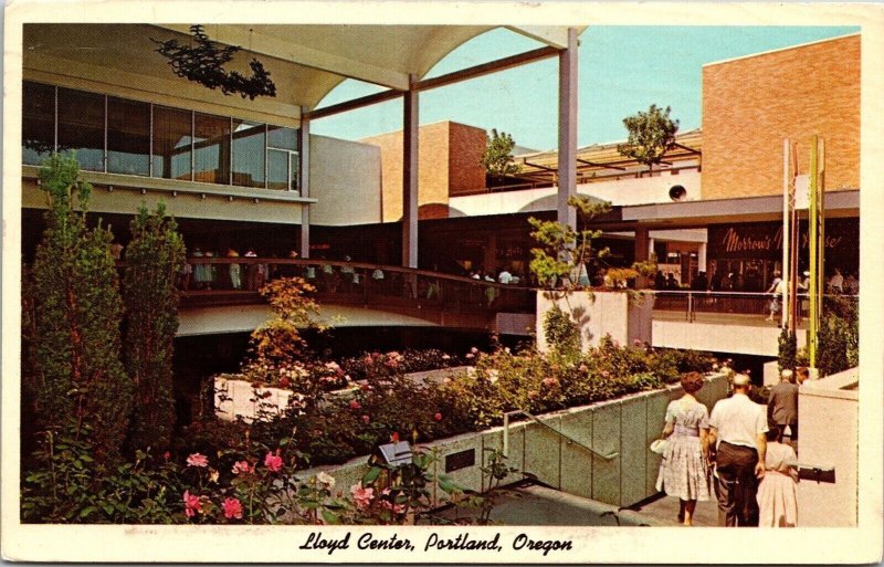 Rose Gardens Lloyd Center Portland Oregon OR People Visiting Postcard Note WOB 