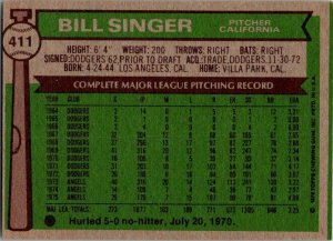 1976 Topps Baseball Card Bill Singer California Angels sk13407