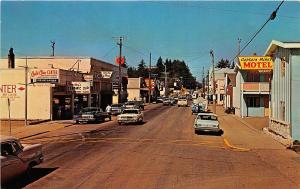 F35/ Ilwaco Washington Postcard Chrome Fishing Town Main Street