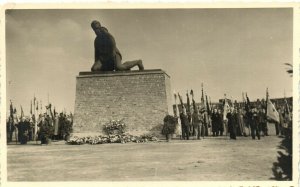 PC BELGIUM, GREAT STATUE, PARADE, Vintage REAL PHOTO Postcard (b30114)