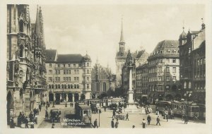 Postcard Germany Munchen Marienplatz tramway classic vintage car